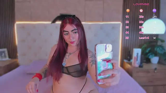 apriilfox online show from April 6, 4:01 am