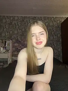 KayShaw online show from April 3, 5:05 am