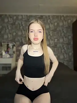 KayShaw online show from April 16, 4:24 am