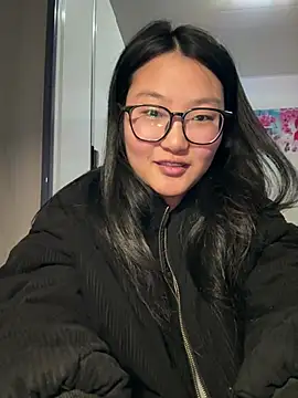 Titi-005 online show from March 3, 12:44 pm