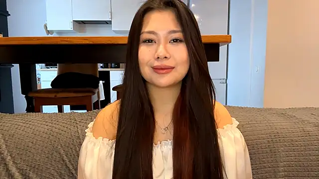 YukiLian online show from March 5, 1:07 pm