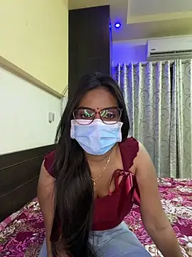 nikki catz online show from March 4, 2:23 pm