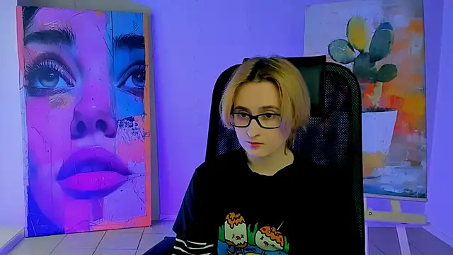 LixeLuna online show from March 4, 9:38 am