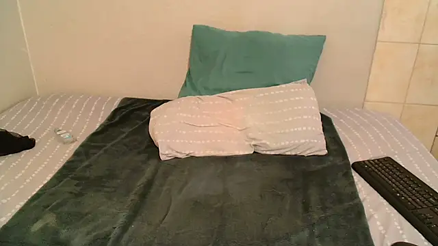 CocoBerryZA online show from April 14, 12:38 pm