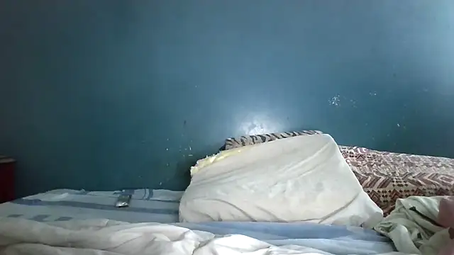 KendraBoss online show from April 21, 9:27 am