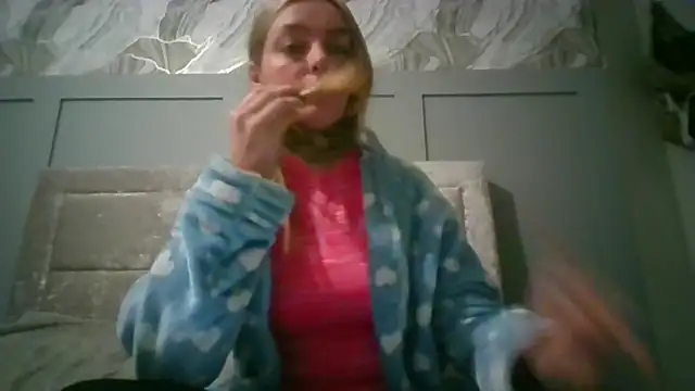 LusciousLailax online show from April 25, 7:44 pm