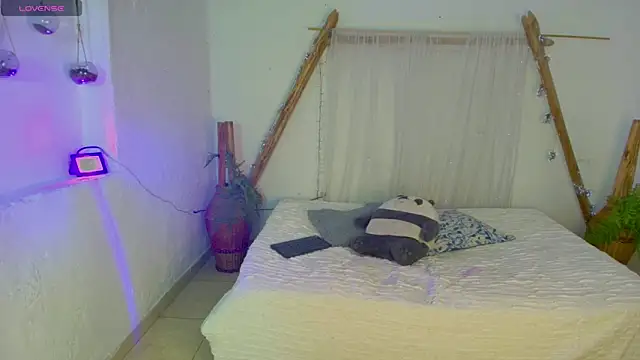 marianafoxx  online show from March 16, 3:09 am