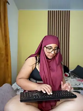 Chandra Yusef online show from April 9, 1:08 am