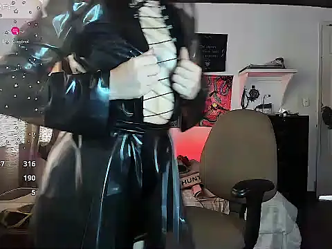 LilaGiger online show from June 3, 5:51 pm