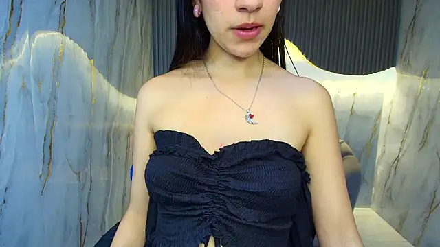 candy sky r online show from June 9, 3:06 am