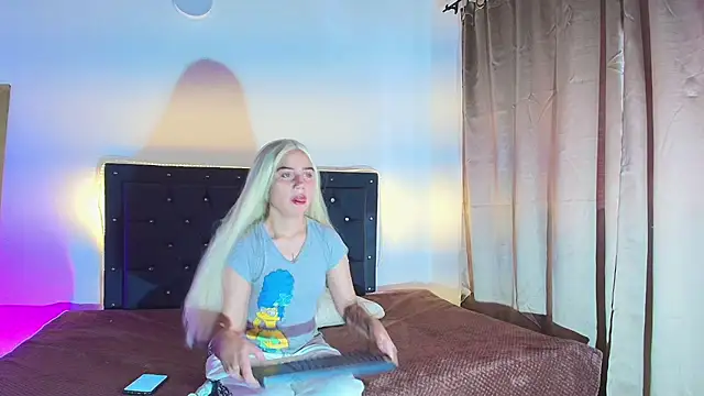 nayades ricci online show from June 23, 7:56 pm