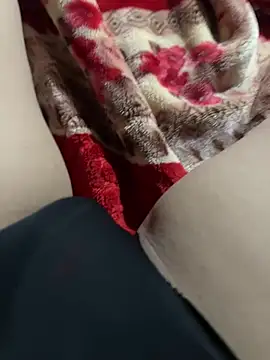 Weter squirt77 online show from April 4, 3:55 pm