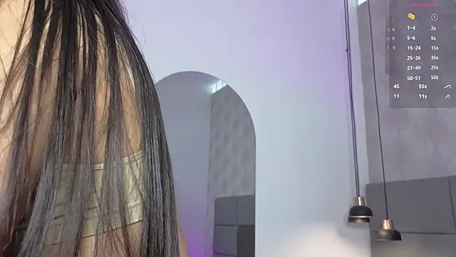 mia h  online show from April 22, 12:24 pm