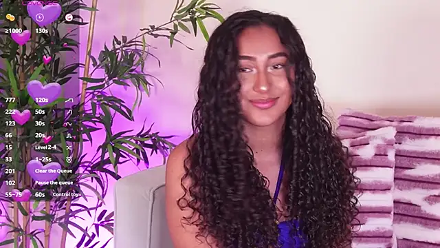 SoyJuliana 19 online show from July 16, 1:05 pm