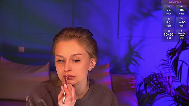 Mickey Milk online show from April 7, 6:54 pm