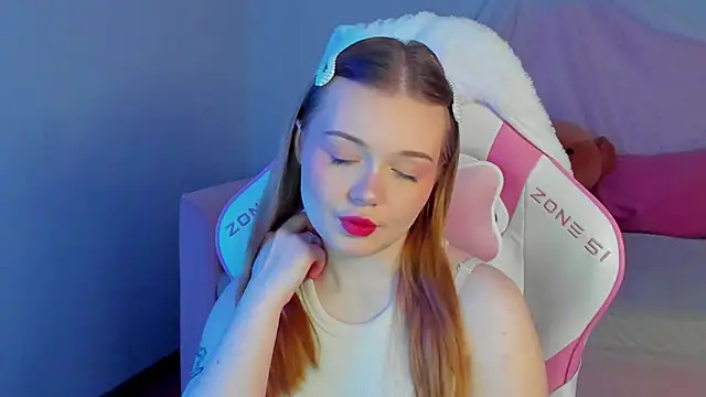 ElinaVale online show from May 3, 5:16 pm