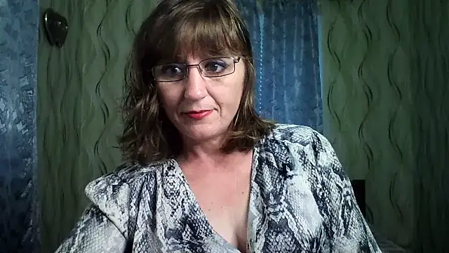 Alisaprice077 online show from July 8, 12:07 pm