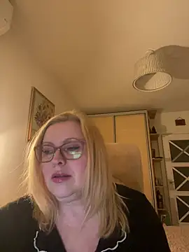 JanieLight53 online show from March 23, 12:17 am