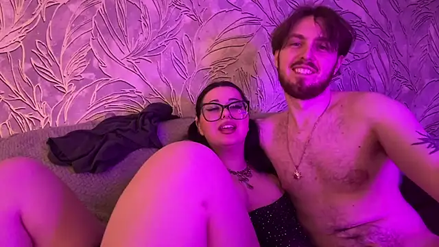 LunaWithAdrian online show from March 9, 2:26 am