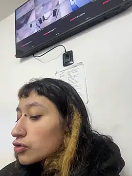 baby akuma online show from June 9, 4:45 am