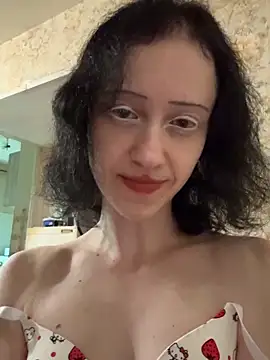 AmanitaXXX69 online show from June 11, 8:44 am