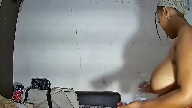 DirtyMelo online show from April 15, 7:58 pm