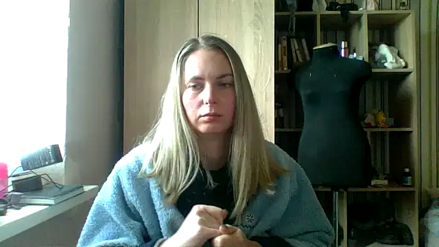 Mollie365 online show from March 24, 11:48 am