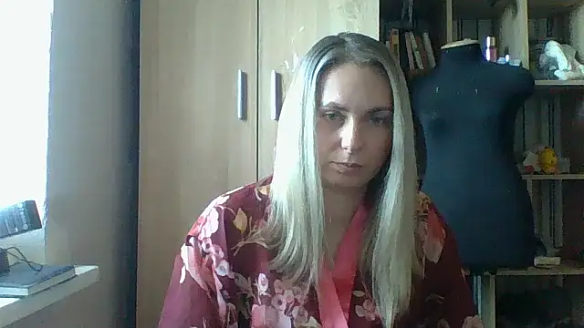 Mollie365 online show from March 23, 11:38 am