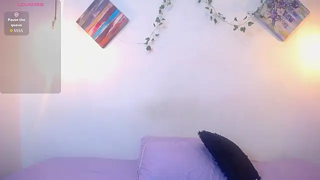 alice jens online show from April 9, 7:41 pm