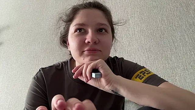 Emmiebutwihu online show from April 29, 12:03 am