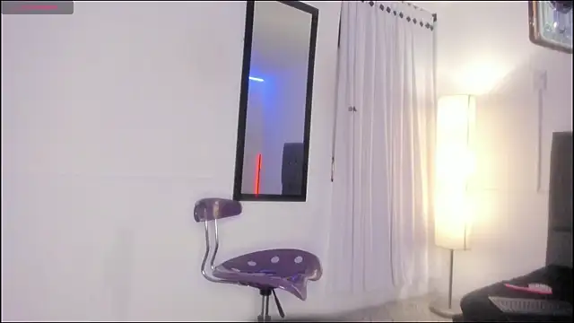 Alisson-Miller online show from April 27, 9:23 pm