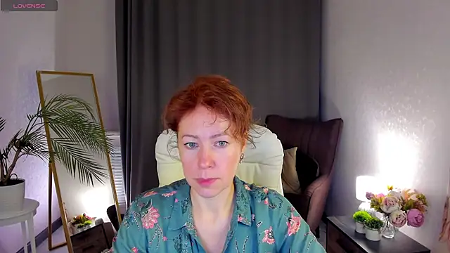 LeticiaRomano online show from March 25, 3:56 am