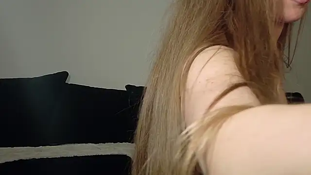 anastaziaolyjnikk online show from March 26, 6:20 pm