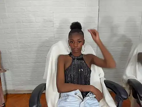 Helen Aguilar online show from March 13, 3:52 am