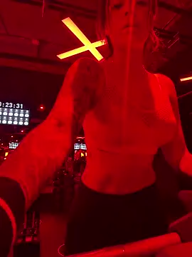 amy  laurie online show from March 27, 6:41 pm