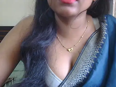 hottest mahiii online show from June 3, 2:12 am