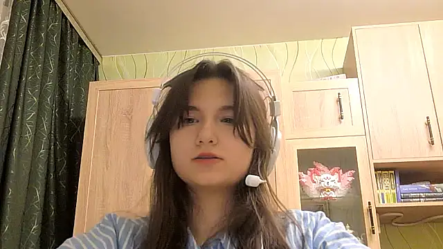 MiryDeni online show from March 11, 5:48 pm