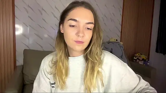 RoxyWet online show from July 5, 2:56 pm