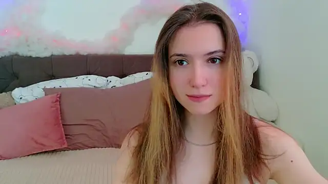 LeenMoonie online show from July 10, 5:08 am