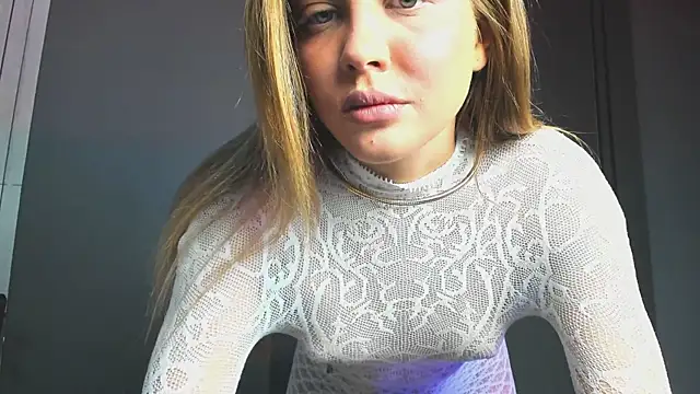 MilaLewi online show from June 11, 1:49 am