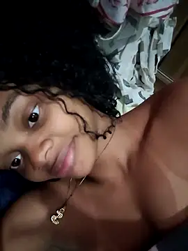 marialuiza2027 online show from April 6, 6:09 pm