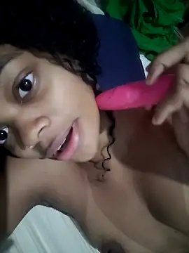 marialuiza2027 online show from April 9, 8:09 am