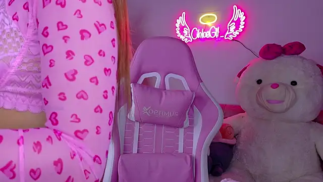 ChloeGil online show from June 2, 11:00 am