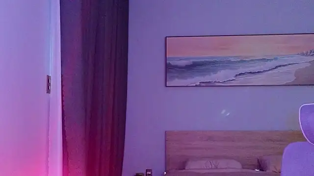 mollybossy online show from April 27, 8:11 am