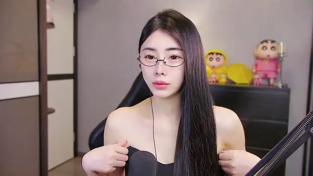 XiaoYuBao- online show from April 21, 3:52 pm