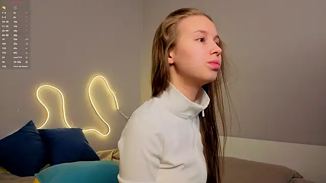 Emma dream  online show from May 8, 1:42 am