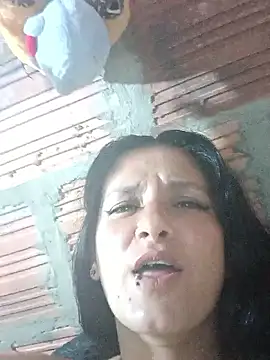 sofiamartinezx online show from April 1, 6:16 pm