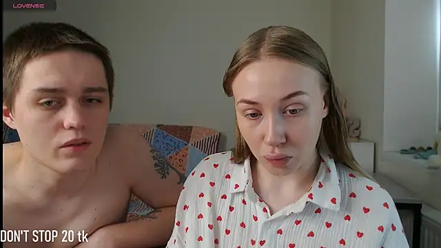 MikeXEmilia online show from June 5, 5:55 am