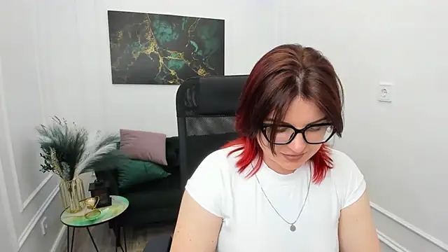 AmeliaDateri online show from May 2, 11:02 am
