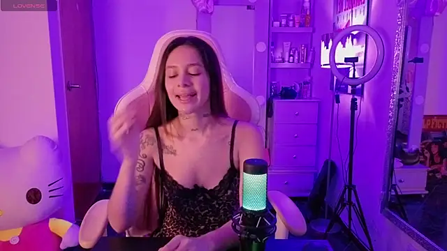 Oliviasims online show from June 15, 11:16 pm